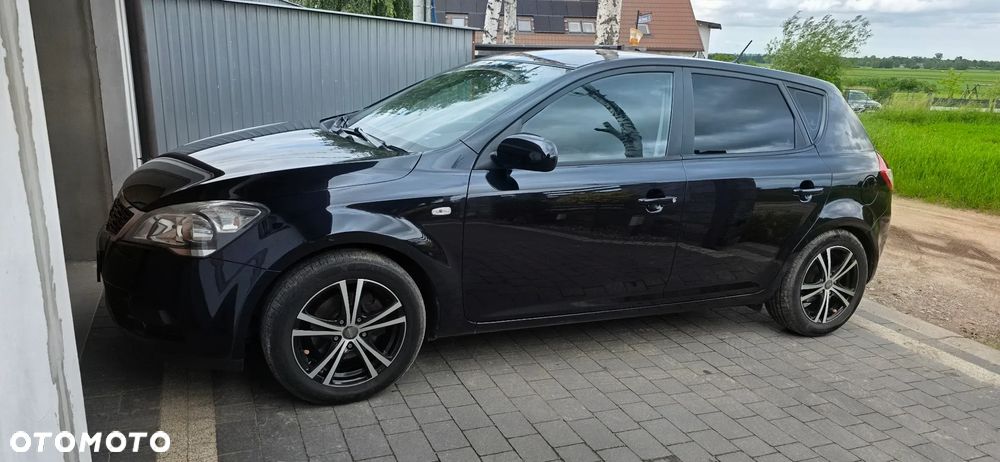 Kia Ceed 1.4 Comfort - 4