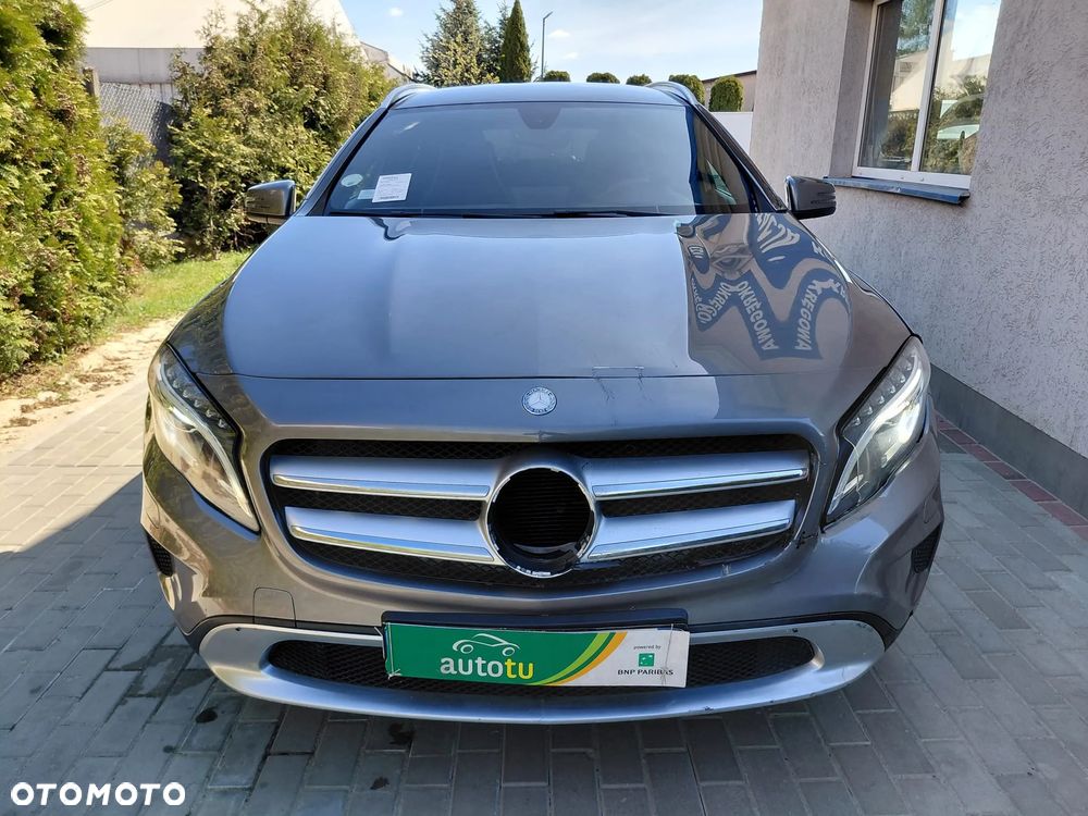 Mercedes-Benz GLA - 1