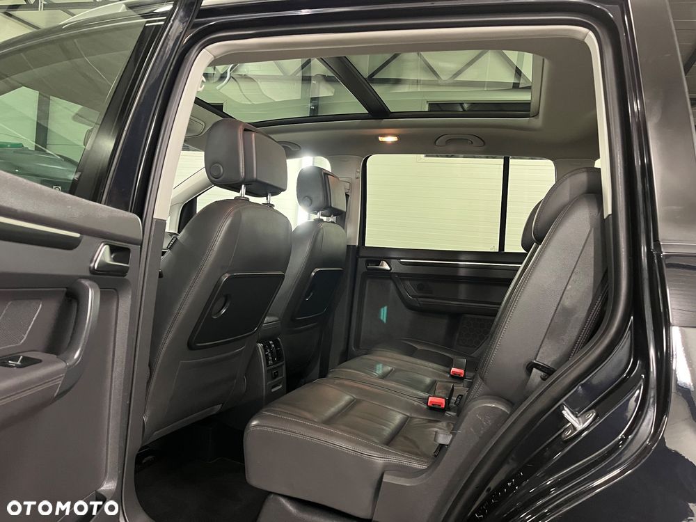 Volkswagen Touran 1.6 TDI DPF BlueMotion Technology Highline - 13