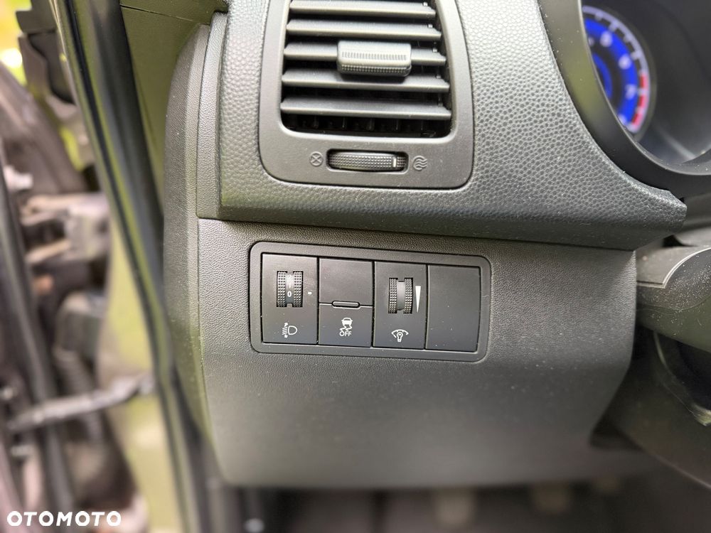Hyundai ix20 1.6 Comfort blue - 14