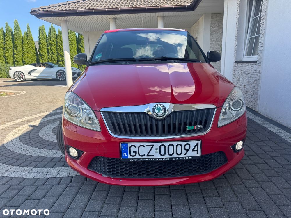 Skoda Fabia 1.4 TSI DSG RS - 2