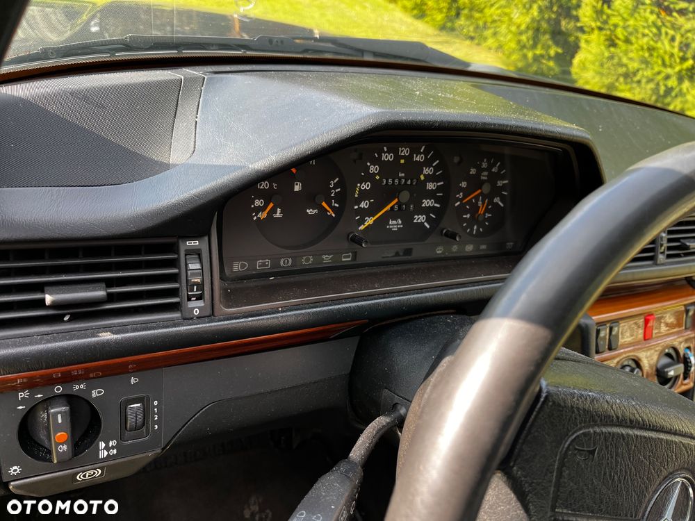 Mercedes-Benz Klasa E 250 T Diesel - 27