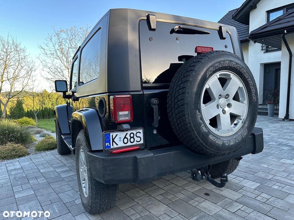 Jeep Wrangler 3.8 Sahara - 9