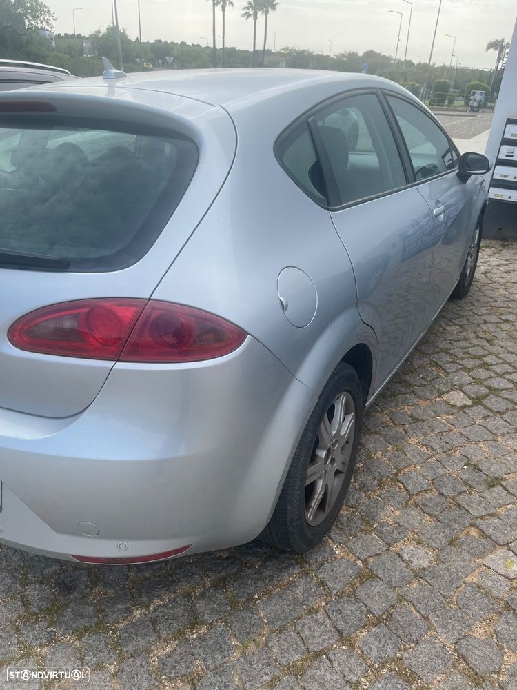 SEAT Leon 1.4 16V Reference - 4