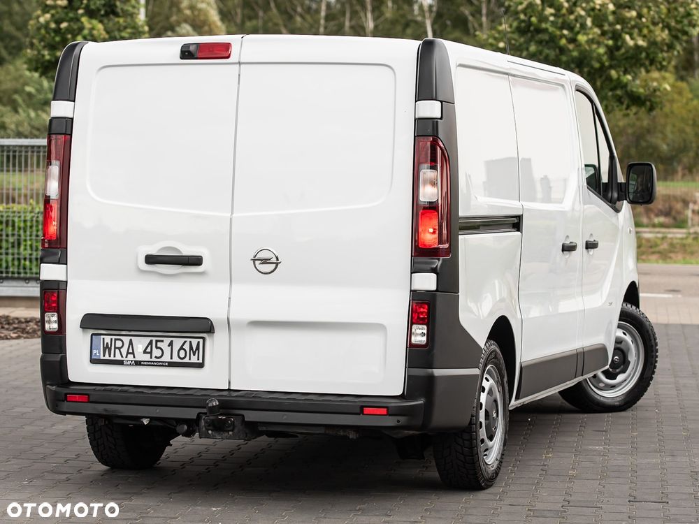Opel Vivaro - 10