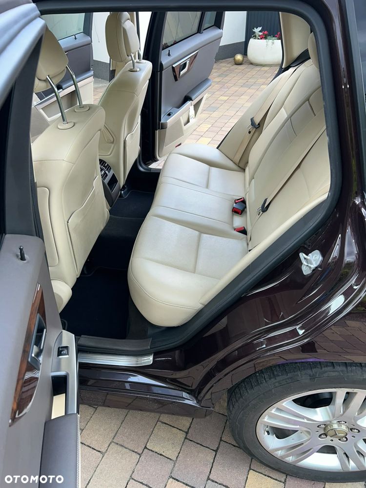Mercedes-Benz GLK 350 4Matic (BlueEFFICIENCY) 7G-TRONIC - 11