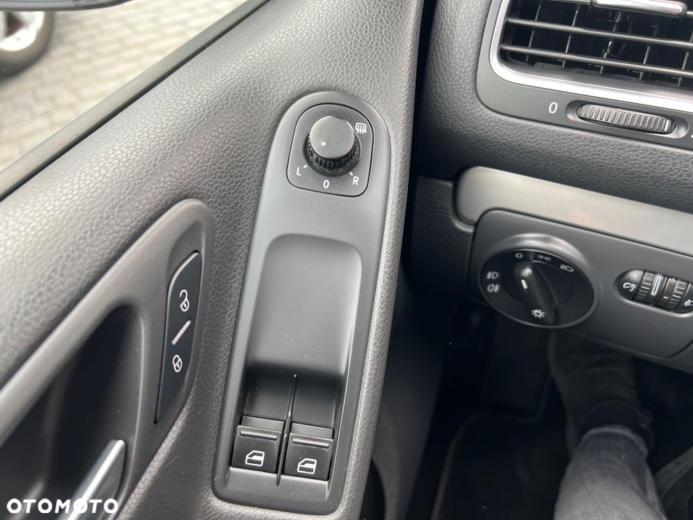 Volkswagen Golf 1.6 TDI BMT Trendline - 29
