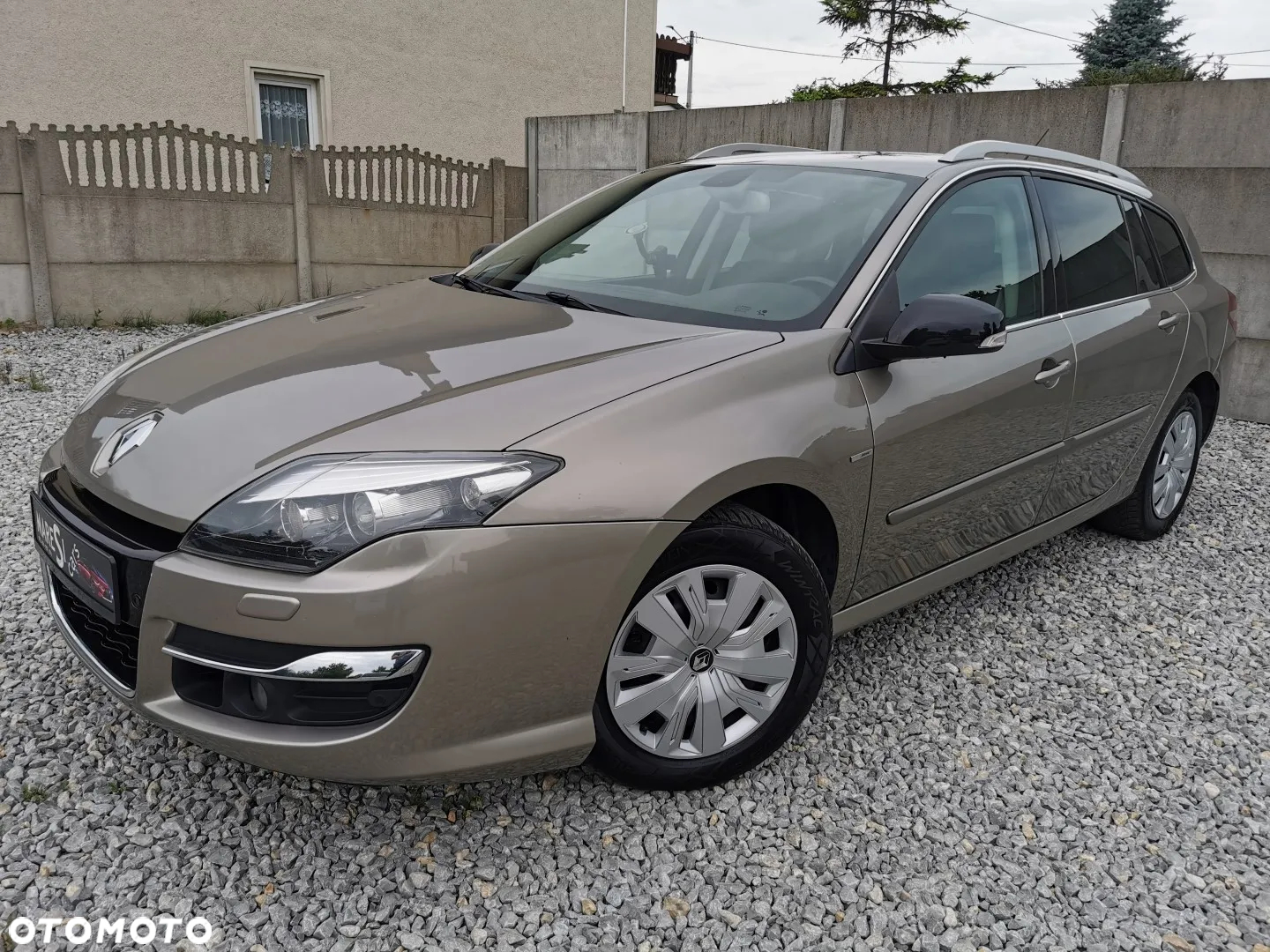 Renault Laguna Grandtour dCi 150 FAP Bose - 3