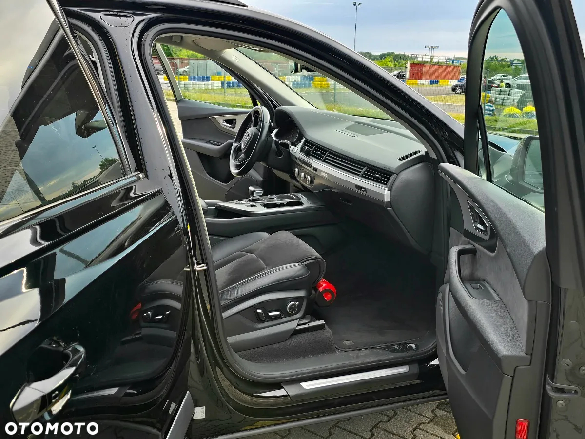 Audi Q7 45 TDI Quattro Tiptronic - 16