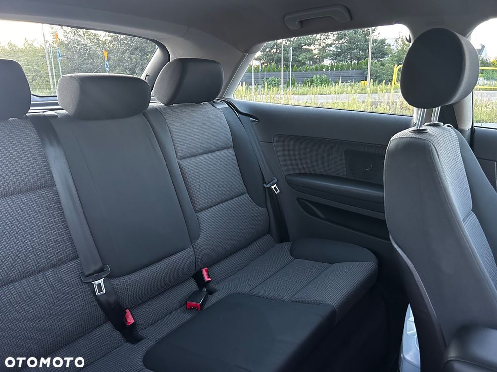 Audi A3 3-drzwiowe 1.6 Ambiente - 12