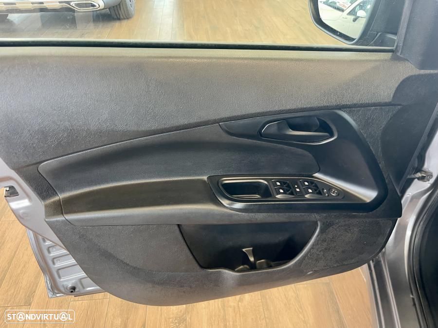 Fiat Tipo Station Wagon 1.3 M-Jet Lounge - 20