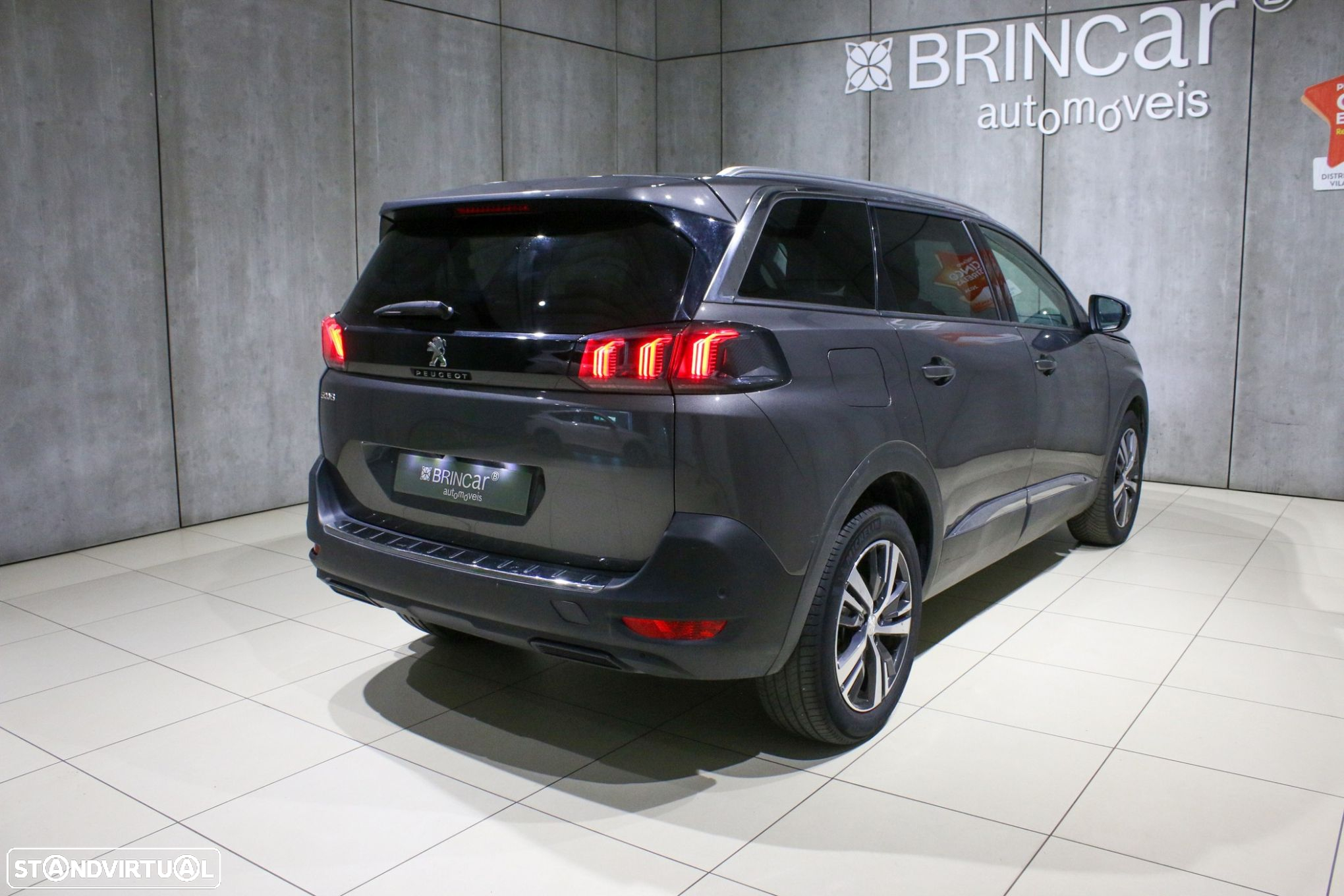 Peugeot 5008 1.2 PureTech Allure EAT8 - 13