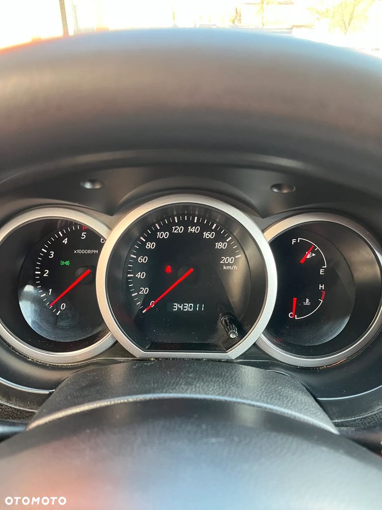 Suzuki Grand Vitara 1.9 DDiS - 3