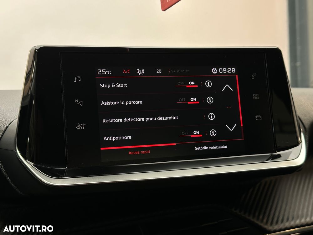 Peugeot 2008 PureTech 130 EAT8 Allure - 20