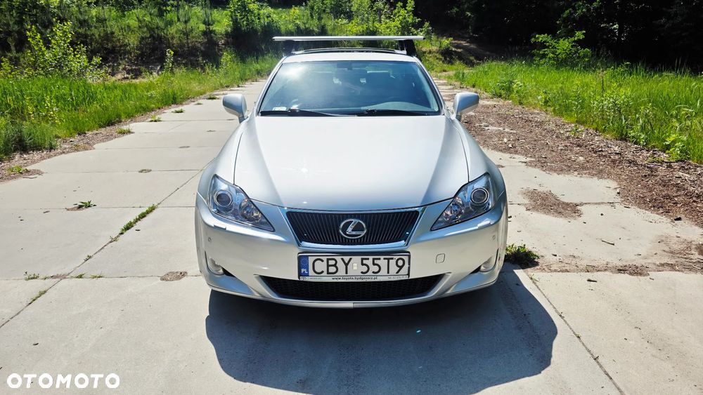 Lexus IS 220 D Prestige - 3