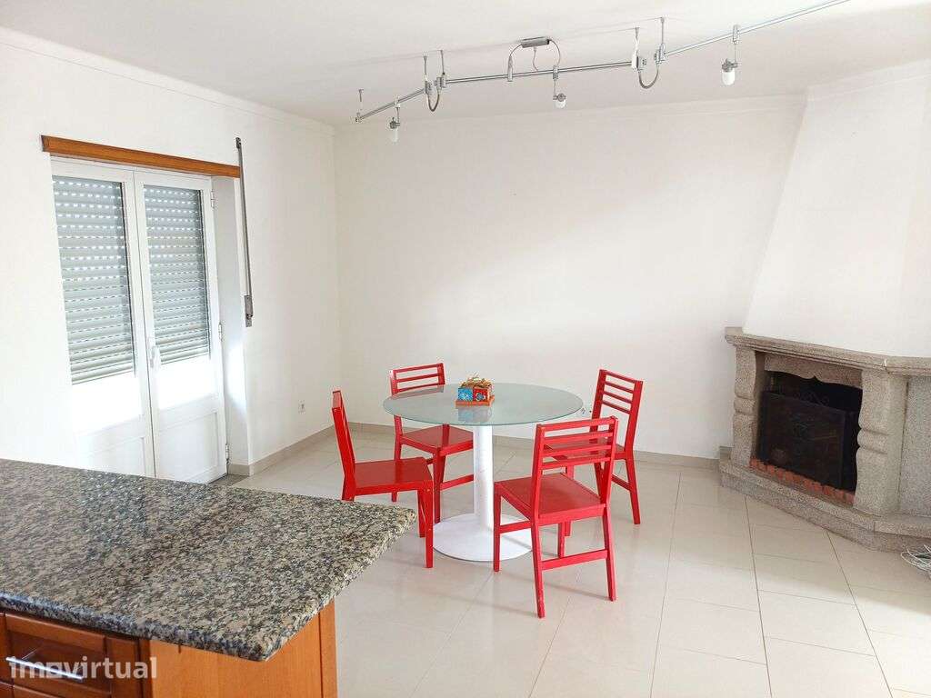 Duplex T2 em Lourinhã e Atalaia de 72,00 m2 - Grande imagem: 5/21