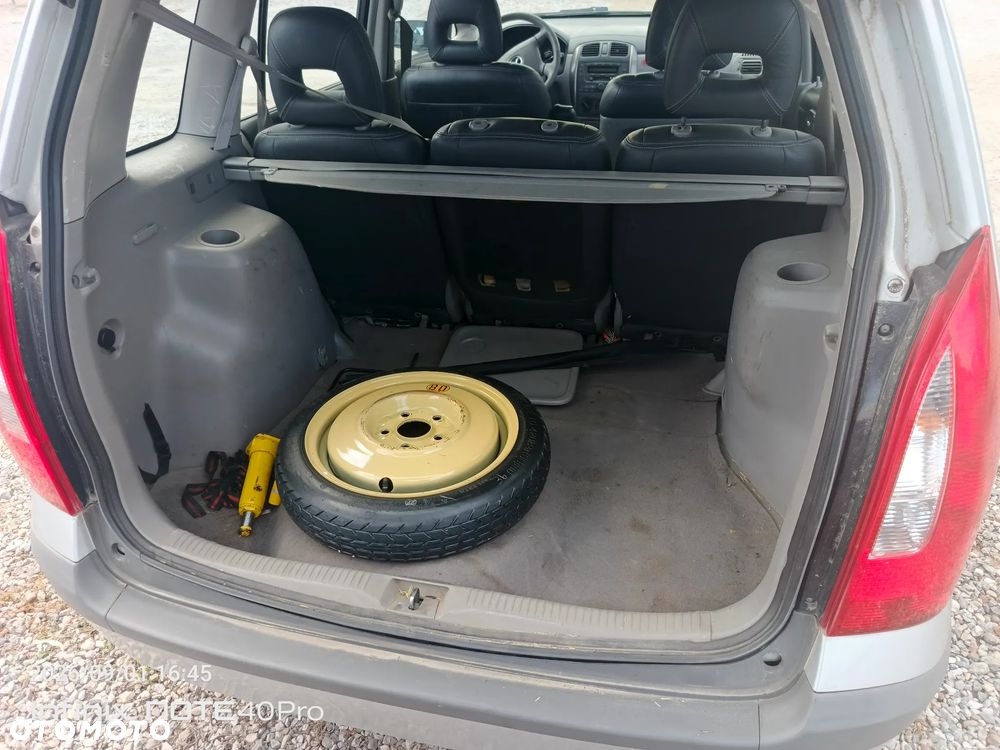 Mazda Premacy 1.8 Comfort - 11