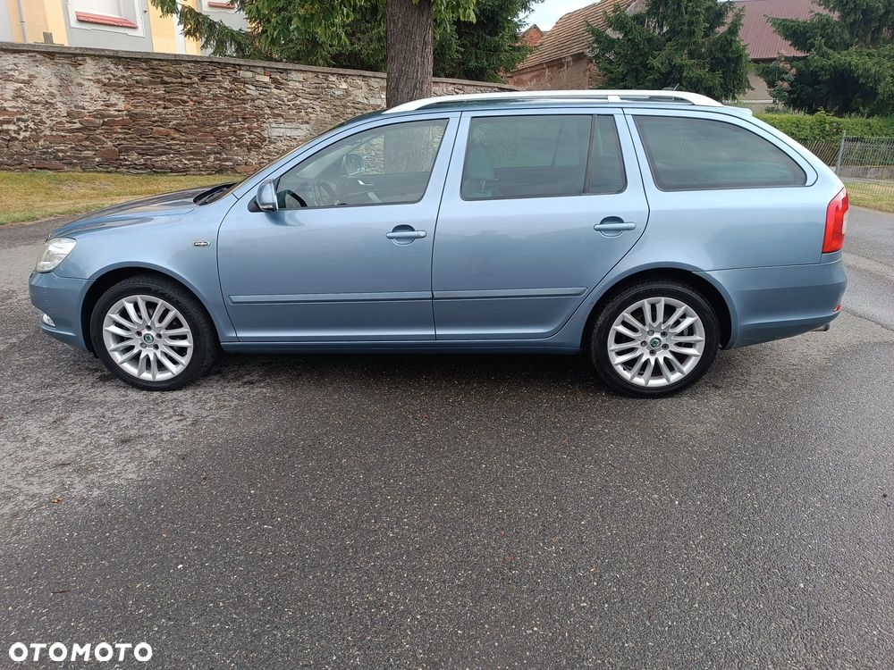 Skoda Octavia 1.8 TSI L&K DSG - 8