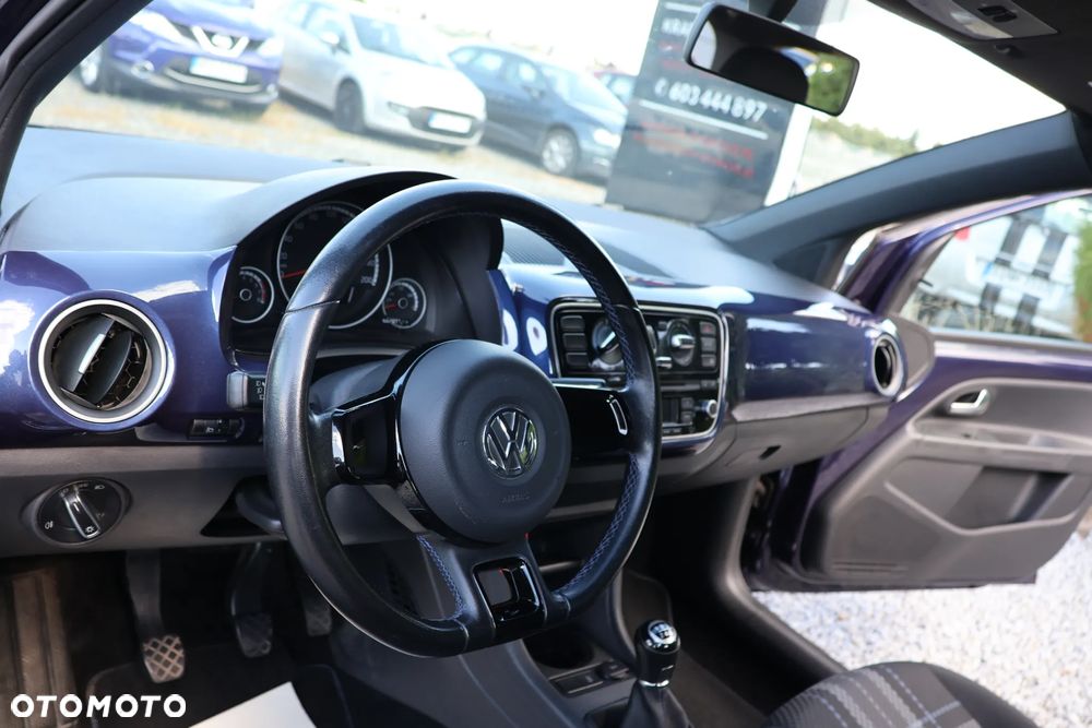 Volkswagen up! 1.0 beats - 7