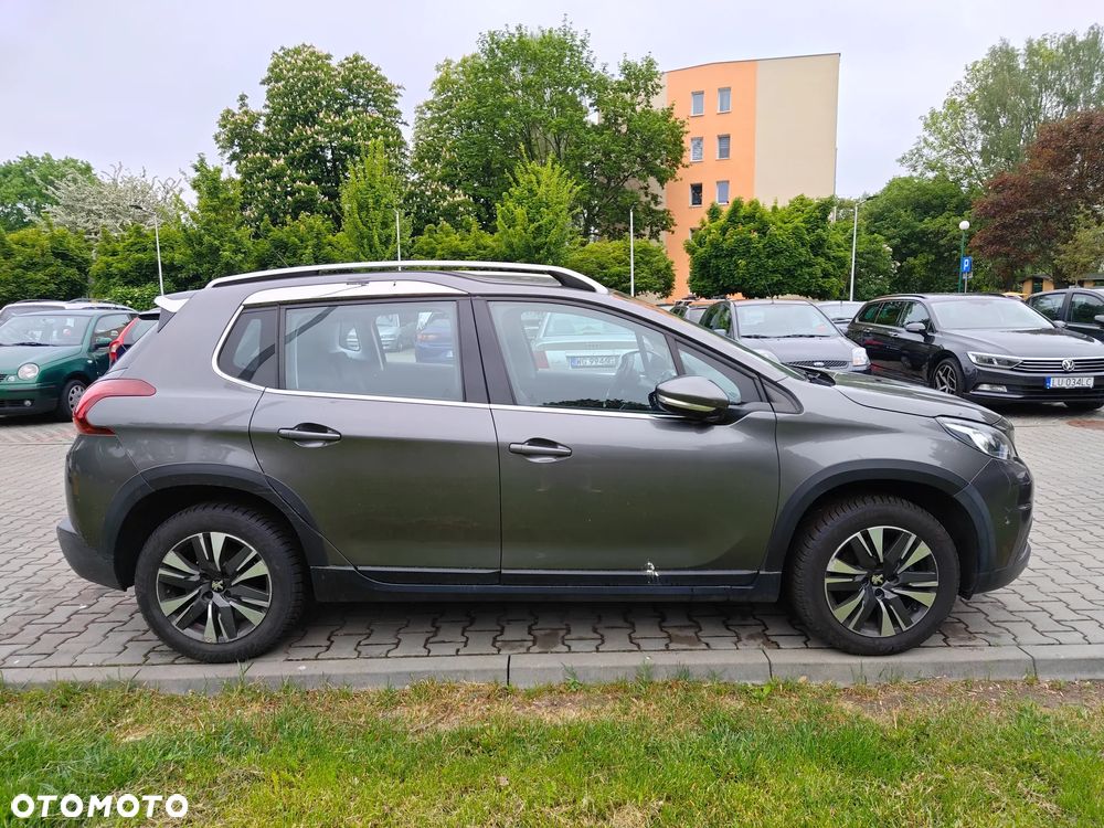 Peugeot 2008 - 4