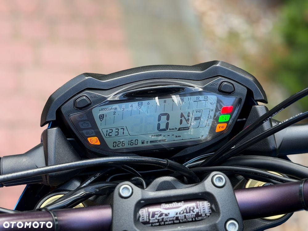 Suzuki GSX - 25