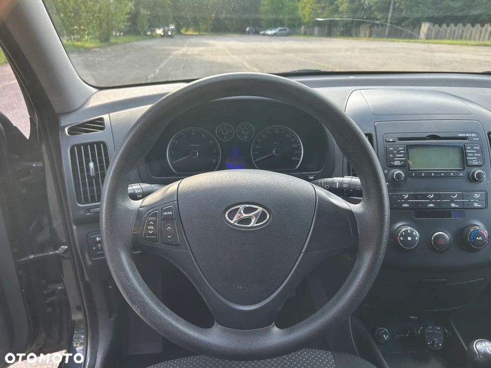 Hyundai i30 1.4 Comfort - 14
