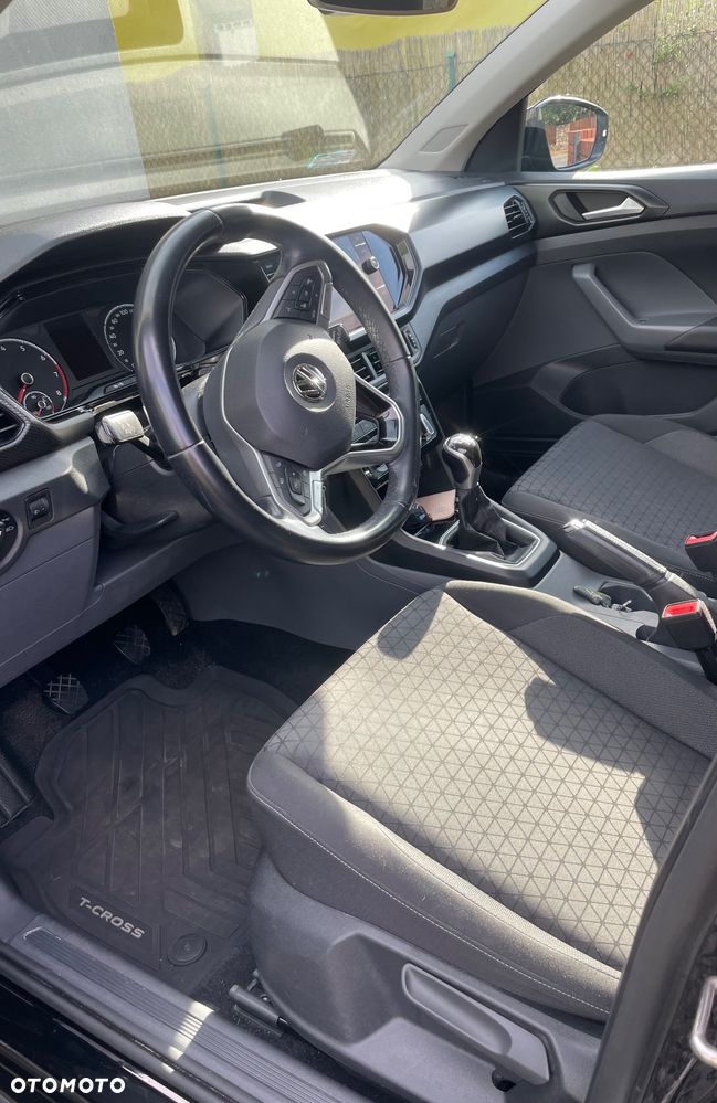 Volkswagen T-Cross - 15
