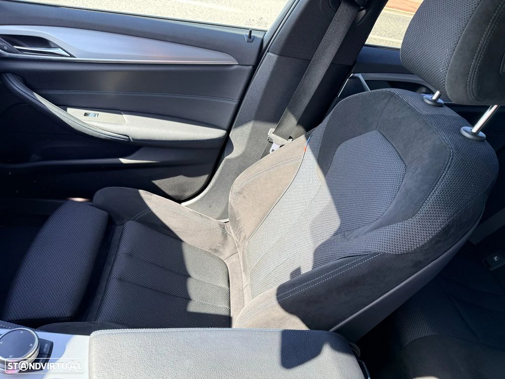 BMW 530 e iPerformance Pack M - 11