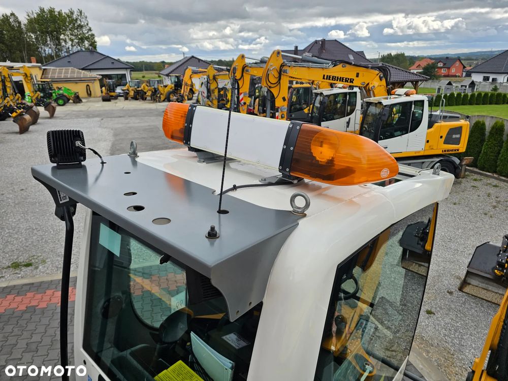 Liebherr A 912 Compact - 21