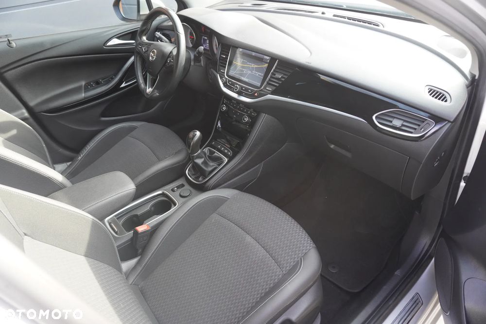Opel Astra 1.4 Turbo Innovation - 9