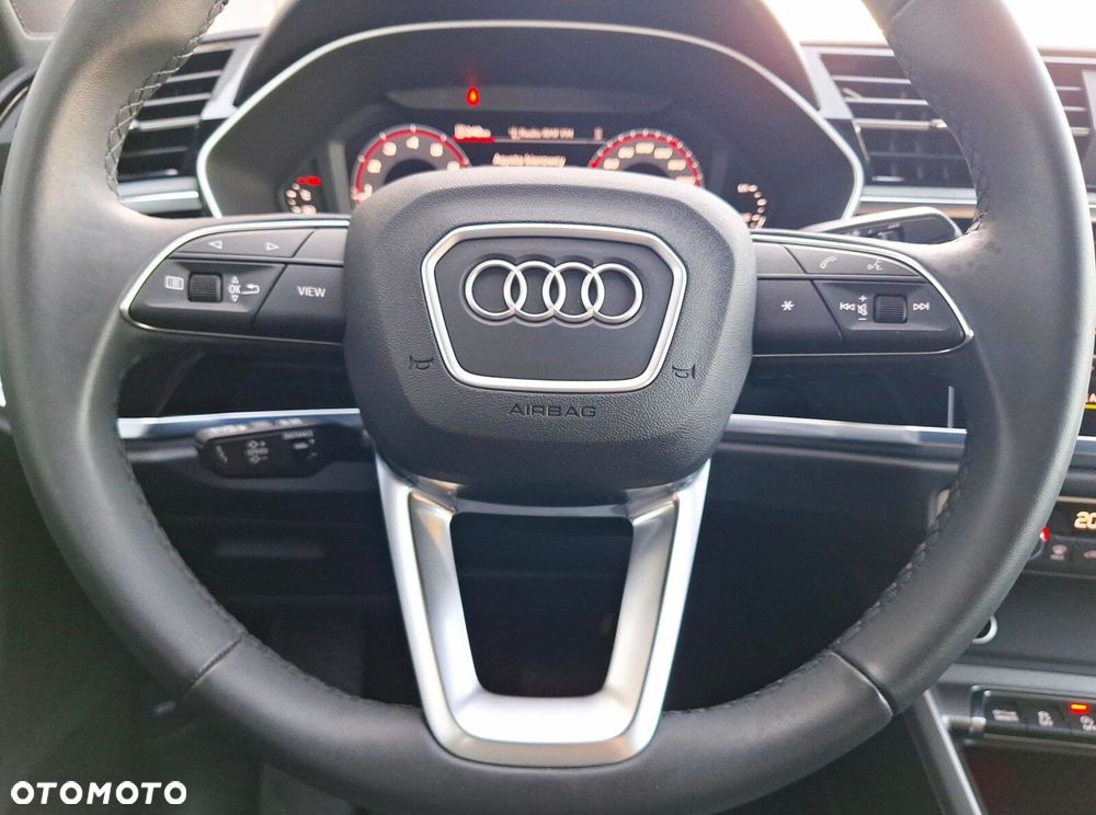 Audi Q3 - 24