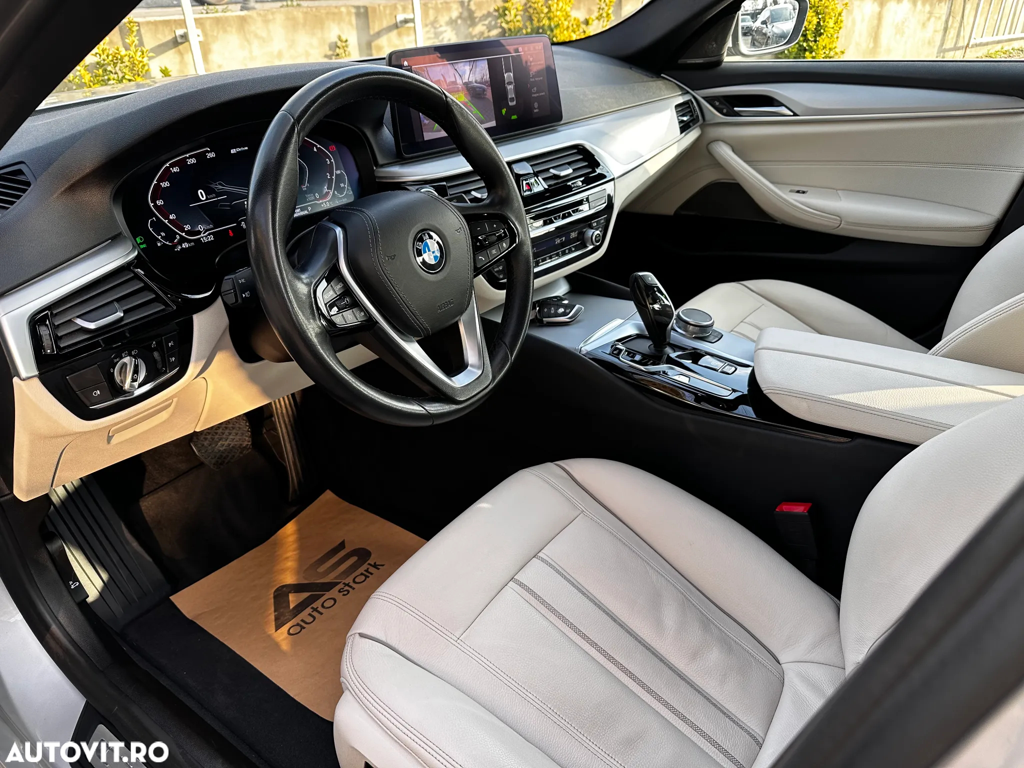 BMW Seria 5 530e Aut. Luxury Line - 2