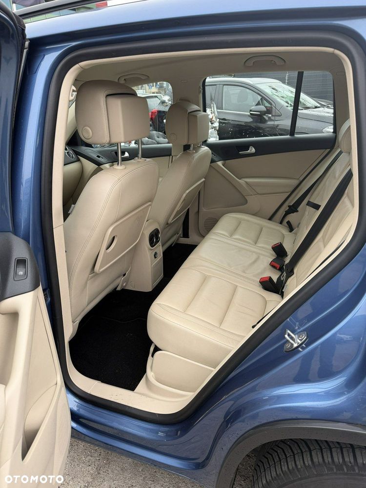 Volkswagen Tiguan - 10