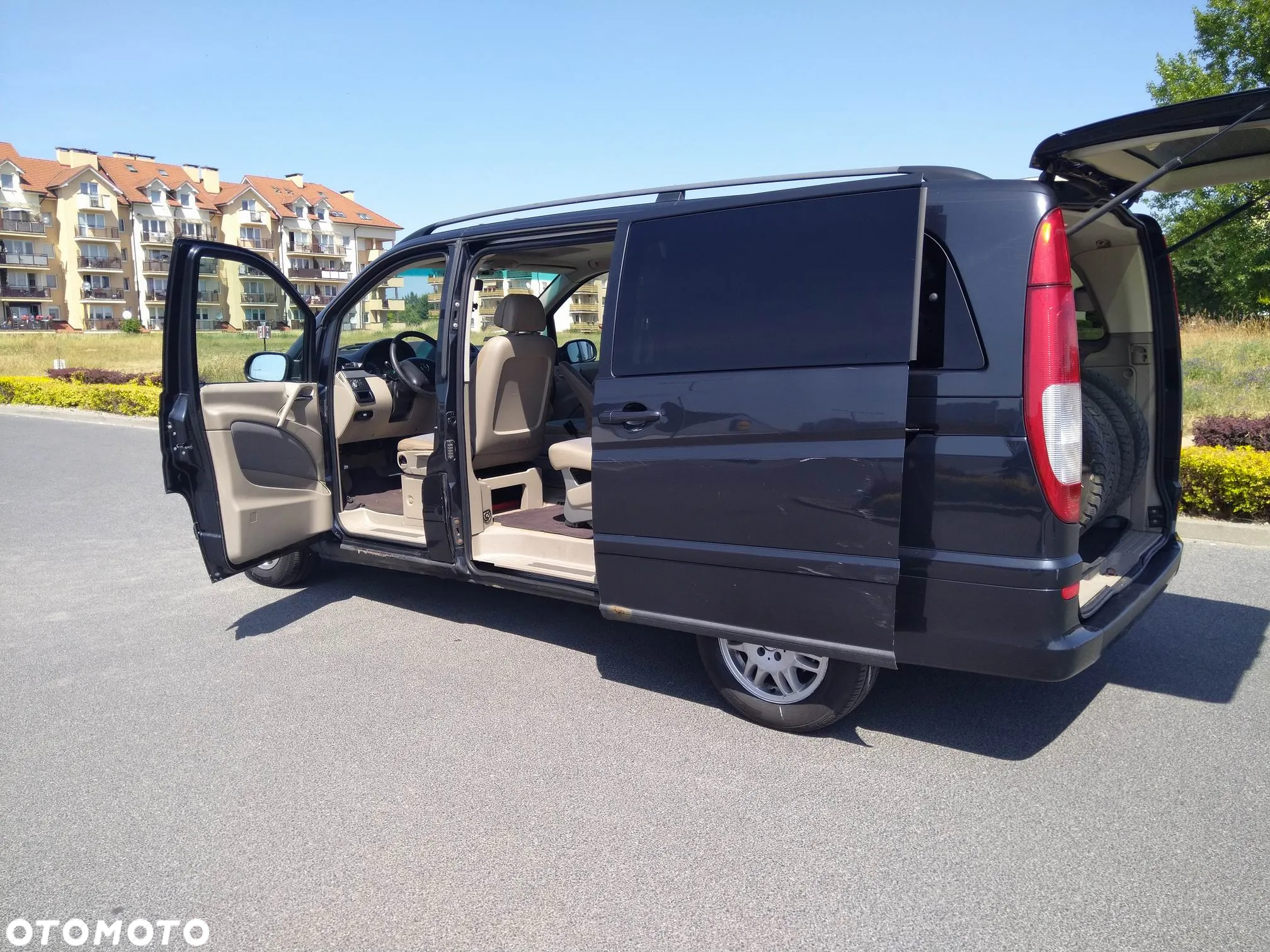 Mercedes-Benz Viano - 6