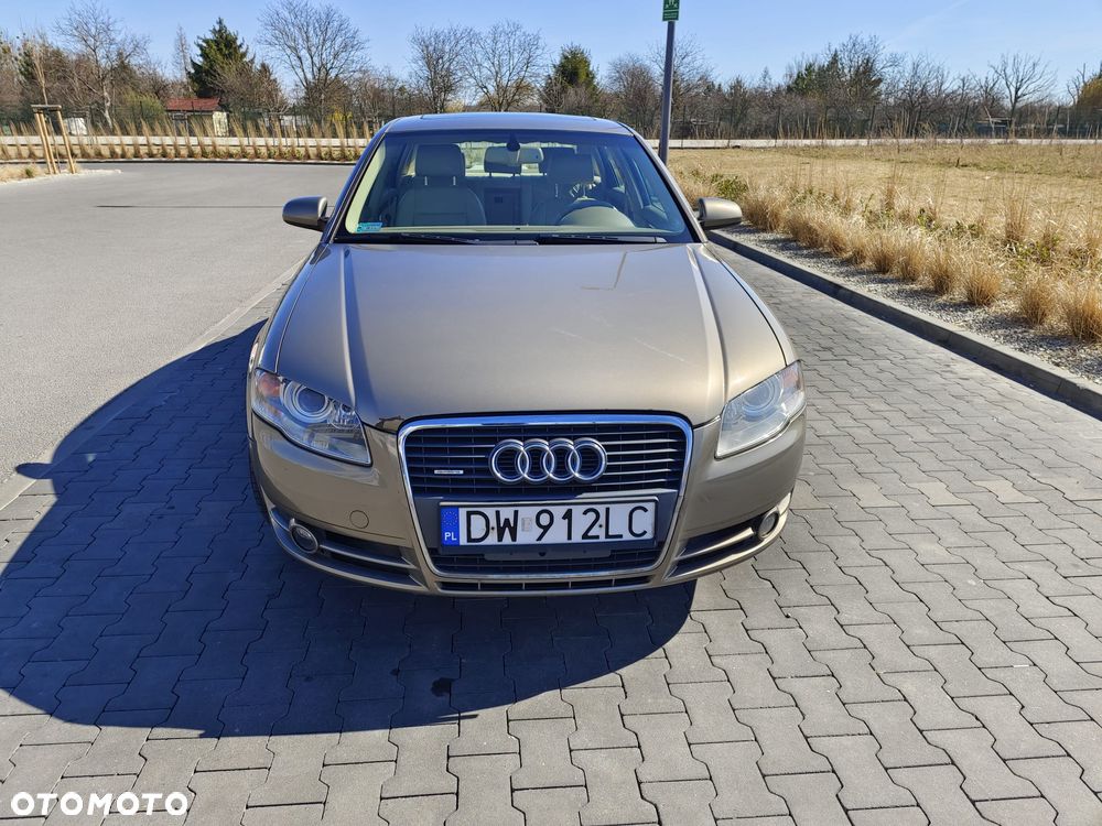 Audi A4 Limousine 2.0 T FSI multitronic - 1