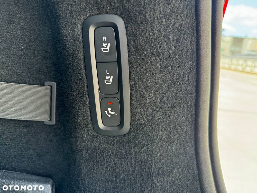 Volvo V90 D3 Momentum Pro - 15