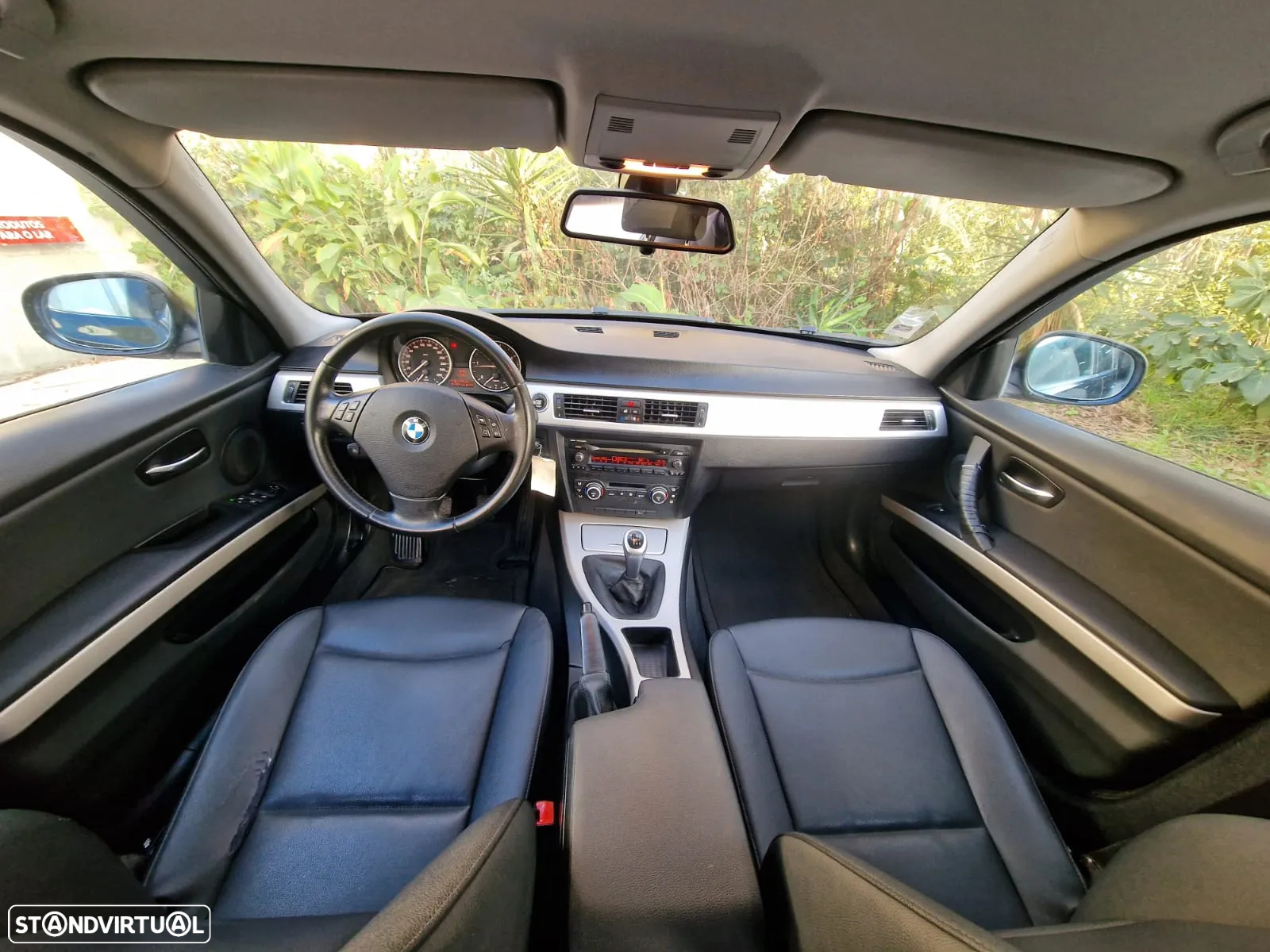BMW 318 d Touring Dynamic - 10