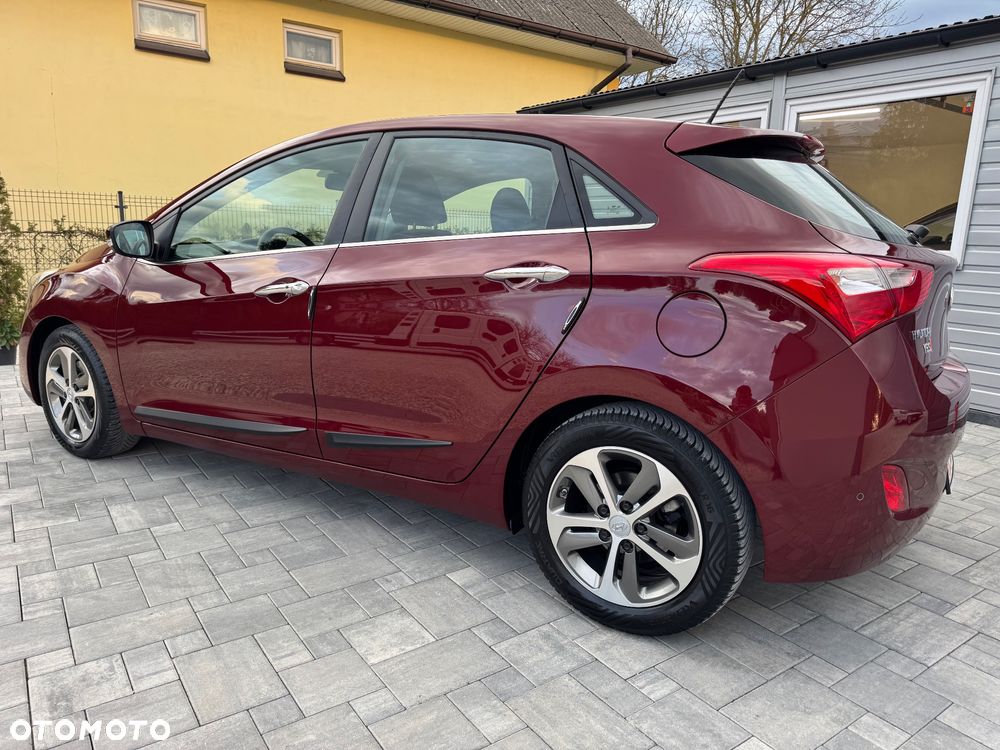 Hyundai i30 blue 1.6 CRDi YES Silver - 11