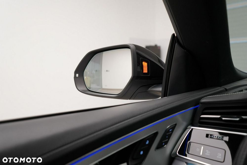 Audi Q8 - 25