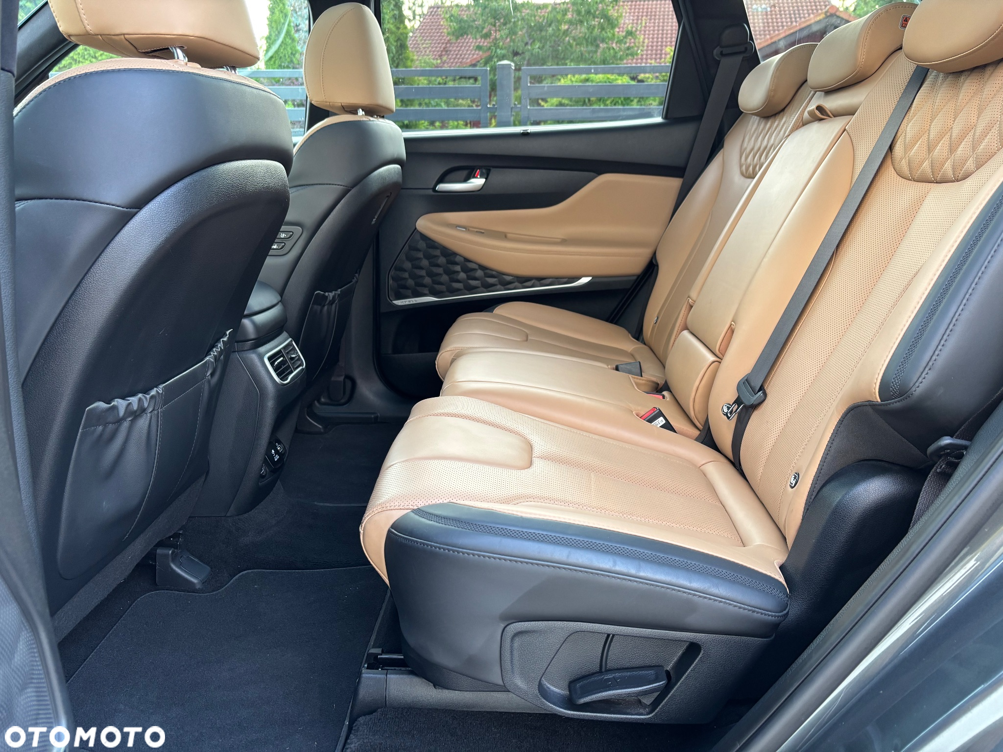 Hyundai Santa Fe 1.6 T-GDI HEV Platinum 4WD - 31