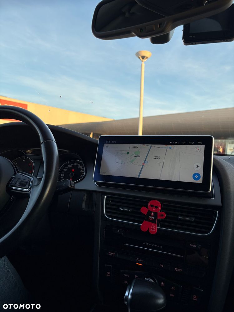 Audi A4 Limousine 2.0 TDI DPF clean diesel multitronic Ambiente - 10