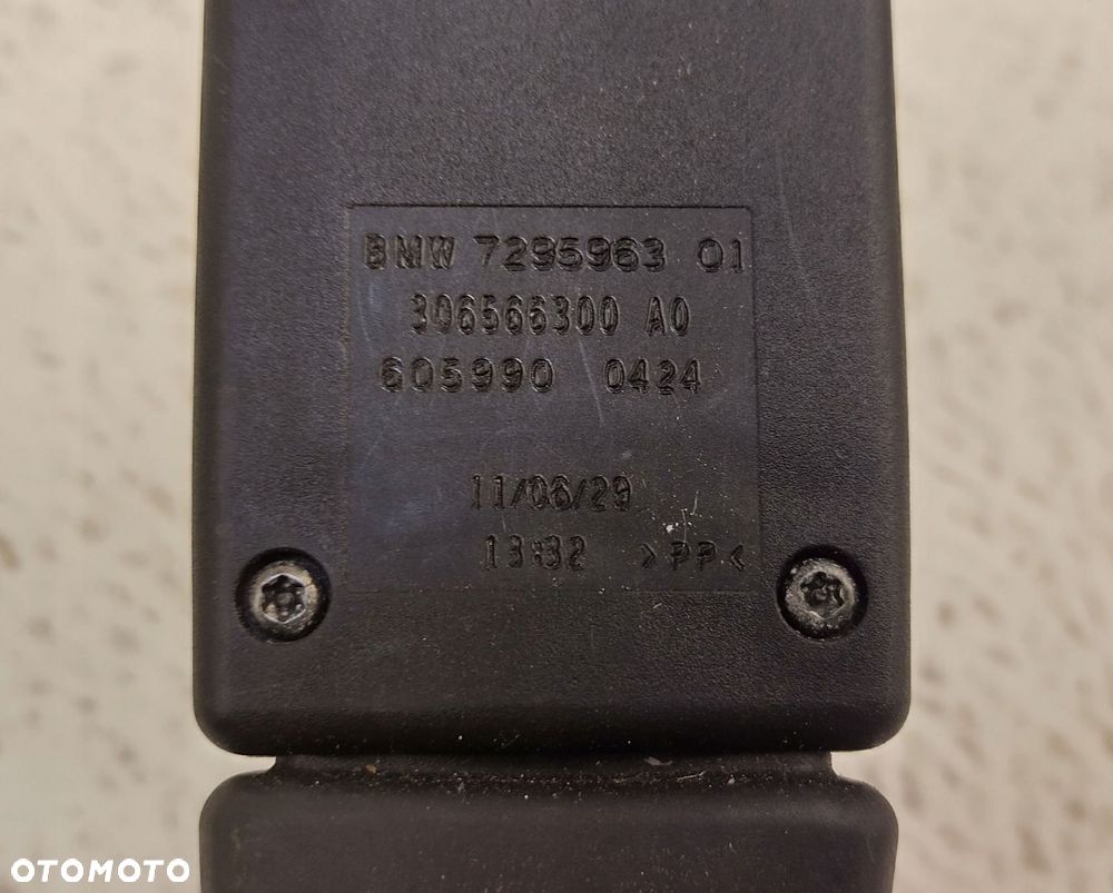 bmw x5 e70 lift 10-13 klamra zapinka pasa bezpieczeństwa lewy przód 7295963 - 7
