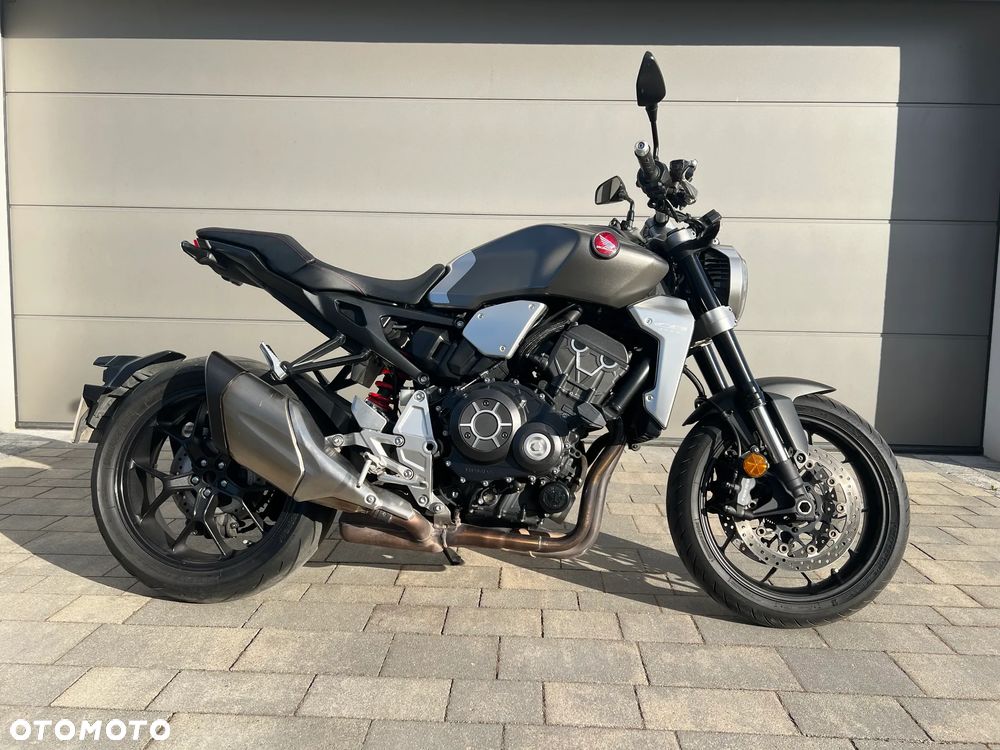 Honda CB - 3