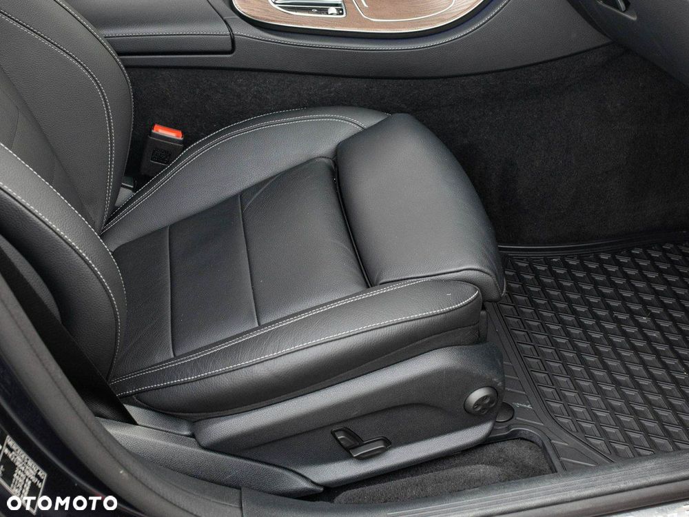 Mercedes-Benz Klasa E 220 d Avantgarde - 31