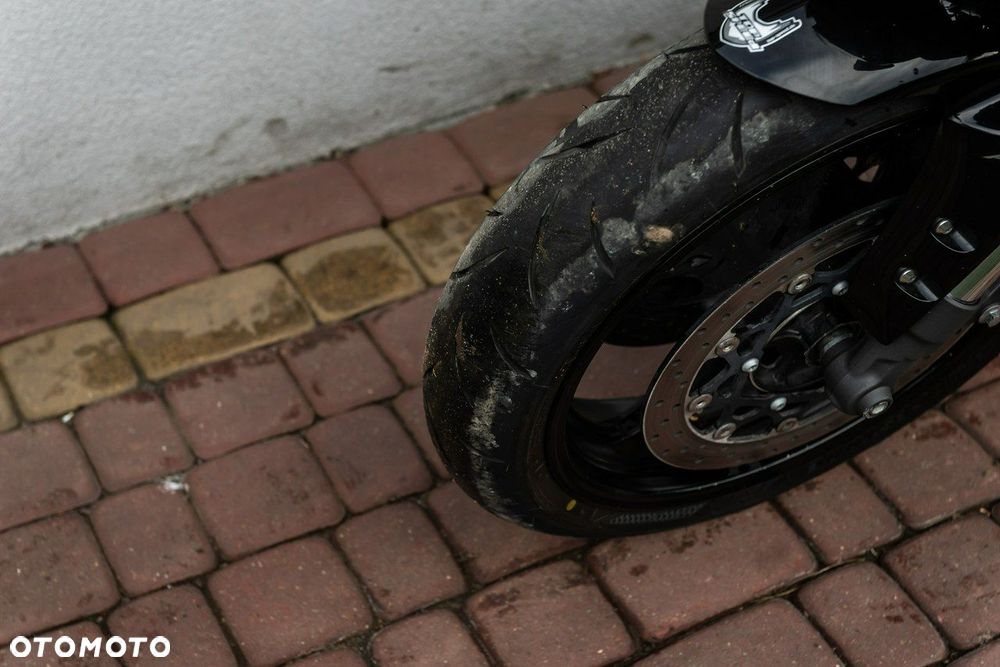 Yamaha FZ - 9
