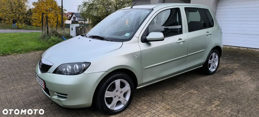 Mazda 2