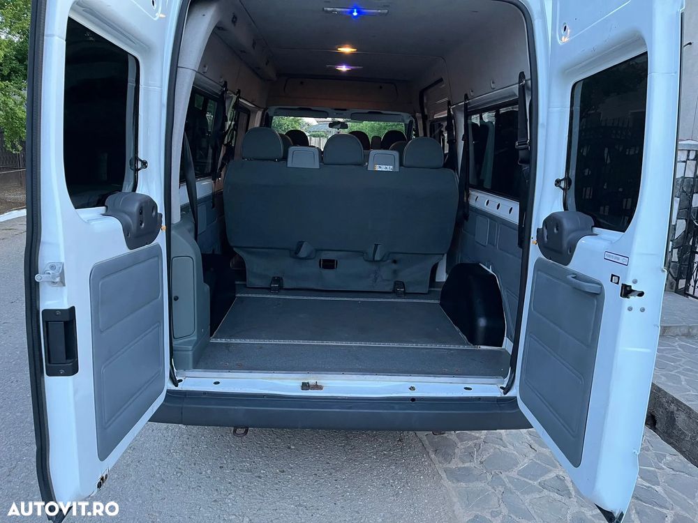 Ford Transit - 9