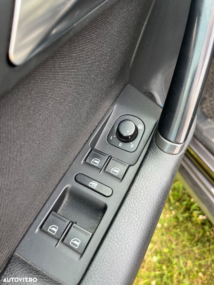 Volkswagen Passat Variant 2.0 TDI BlueMotion Technology Comfortline - 10