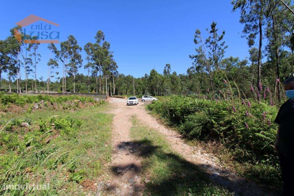 Terreno Industrial com 7400 m2 para a construção de armazém