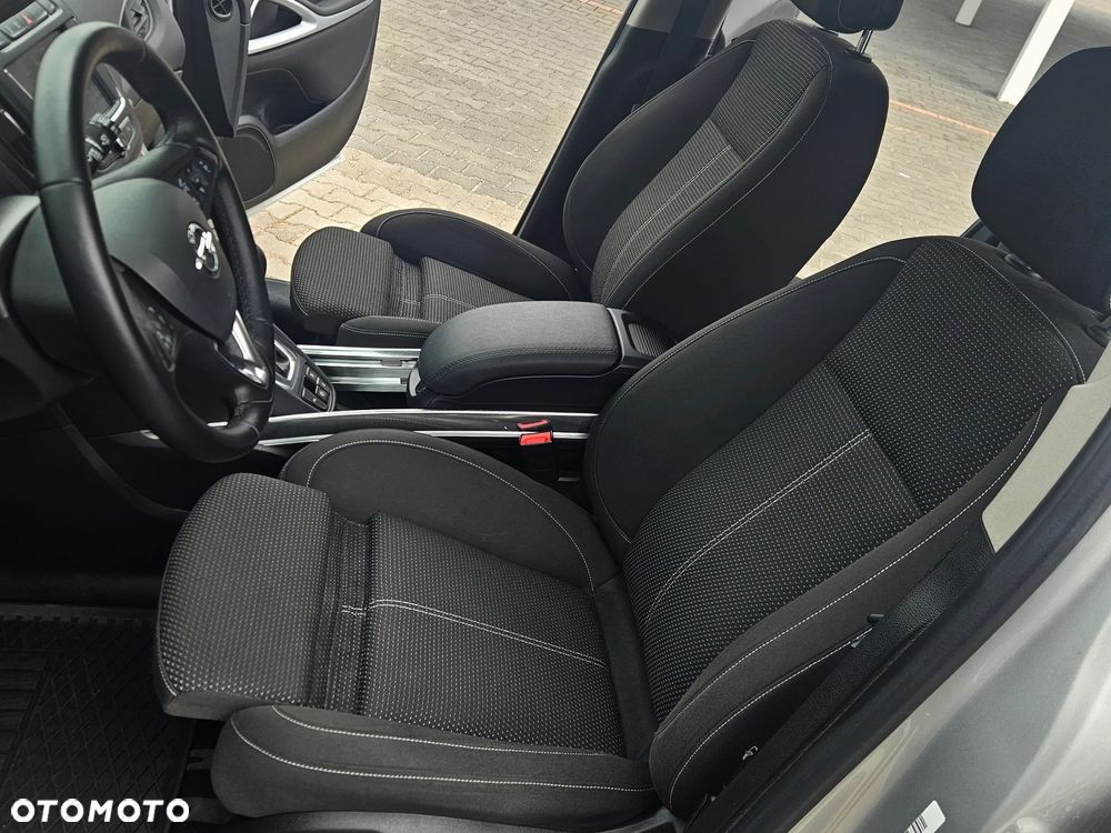 Opel Zafira Tourer 2.0 CDTI Automatik Innovation - 29
